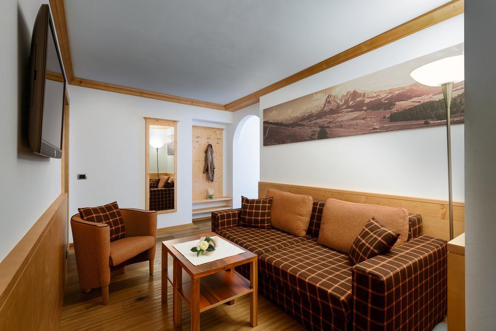 Residence Sovara Santa Cristina Val Gardena Pokój zdjęcie
